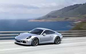   Porsche 911 Carrera 4 GTS - 2015