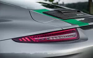   Porsche 911 R - 2016
