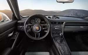   Porsche 911 R - 2016