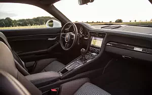  Porsche 911 R - 2016
