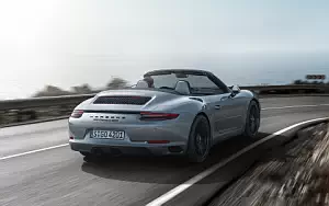   Porsche 911 Carrera GTS Cabriolet - 2017