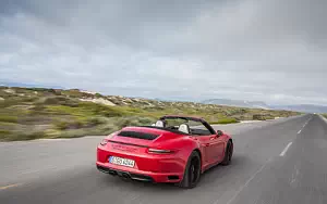   Porsche 911 Carrera GTS Cabriolet - 2017