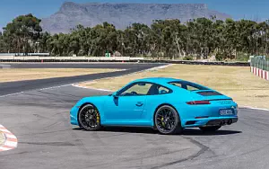   Porsche 911 Carrera GTS - 2017
