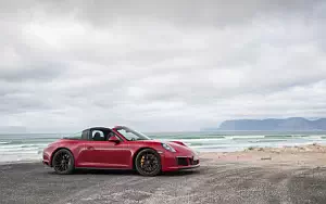   Porsche 911 Targa 4 GTS - 2017