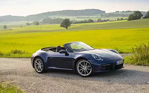   Porsche 911 Carrera Cabriolet (Gentian Blue Metallic) - 2019