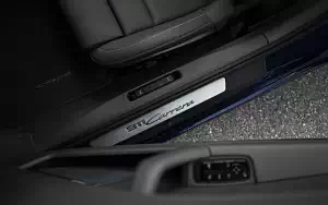   Porsche 911 Carrera Cabriolet (Gentian Blue Metallic) - 2019