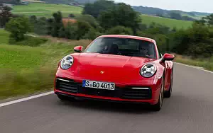   Porsche 911 Carrera Coupe (Guards Red) - 2019