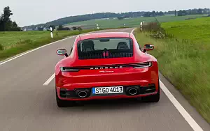   Porsche 911 Carrera Coupe (Guards Red) - 2019