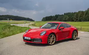   Porsche 911 Carrera Coupe (Guards Red) - 2019