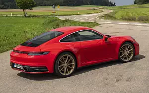   Porsche 911 Carrera Coupe (Guards Red) - 2019