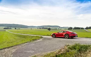   Porsche 911 Carrera Coupe (Guards Red) - 2019