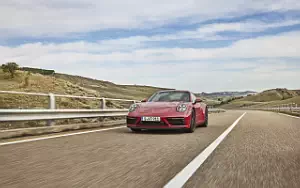  Porsche 911 Carrera GTS - 2021