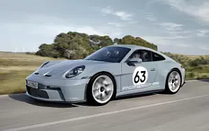   Porsche 911 S/T Heritage Design Package - 2023