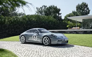   Porsche 911 S/T Heritage Design Package - 2023