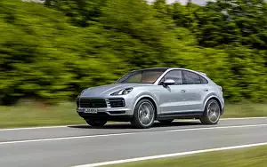   Porsche Cayenne S Coupe (Dolomite Silver Metallic) - 2019