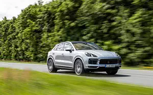   Porsche Cayenne S Coupe (Dolomite Silver Metallic) - 2019