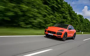   Porsche Cayenne Turbo Coupe (Lava Orange) - 2019