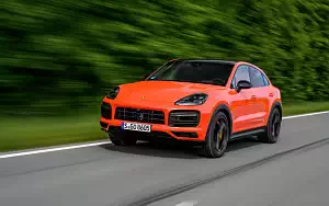   Porsche Cayenne Turbo Coupe (Lava Orange) - 2019