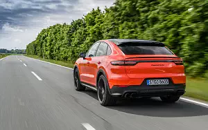   Porsche Cayenne Turbo Coupe (Lava Orange) - 2019