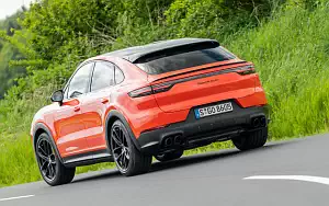  Porsche Cayenne Turbo Coupe (Lava Orange) - 2019