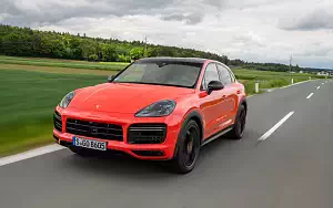   Porsche Cayenne Turbo Coupe (Lava Orange) - 2019