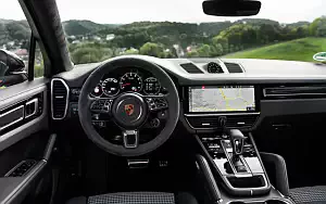   Porsche Cayenne Turbo Coupe (Lava Orange) - 2019