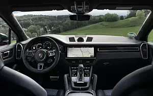   Porsche Cayenne Turbo Coupe (Lava Orange) - 2019