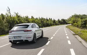   Porsche Cayenne Turbo S E-Hybrid Coupe - 2019