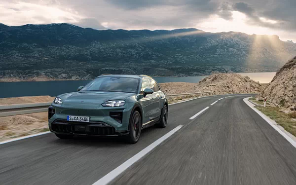 ���� ���������� Porsche Cayenne Turbo Electric - 2026