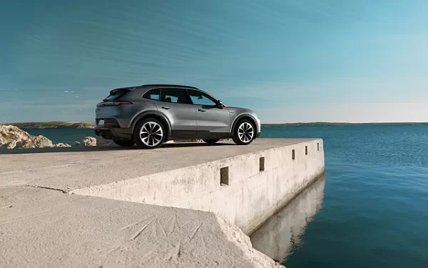 ���� ���������� Porsche Cayenne Electric - 2026