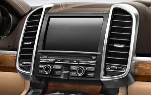   Porsche Cayenne - 2014