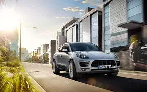   Porsche Macan - 2014