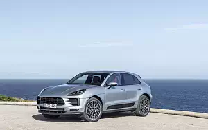   Porsche Macan (Dolomite Silver Metallic) - 2018