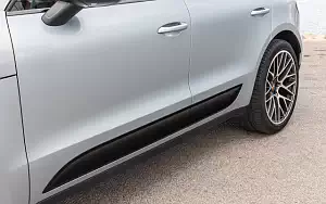   Porsche Macan (Dolomite Silver Metallic) - 2018