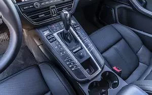   Porsche Macan (Mamba Green Metallic) - 2018
