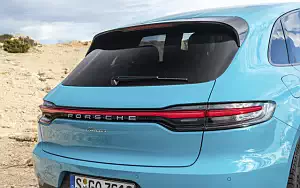   Porsche Macan (Miami Blue) - 2018