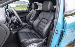   Porsche Macan (Miami Blue) - 2018