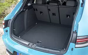   Porsche Macan (Miami Blue) - 2018