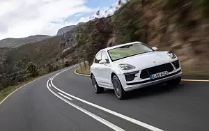   Porsche Macan Turbo (Carrara White Metallic) - 2019