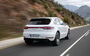   Porsche Macan Turbo (Carrara White Metallic) - 2019