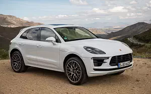   Porsche Macan Turbo (Carrara White Metallic) - 2019