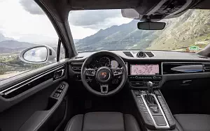   Porsche Macan Turbo (Carrara White Metallic) - 2019