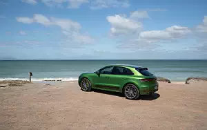   Porsche Macan Turbo (Mamba Green Metallic) - 2019