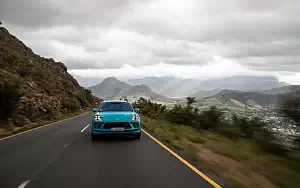   Porsche Macan Turbo (Miami Blue) - 2019