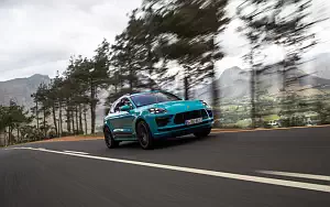   Porsche Macan Turbo (Miami Blue) - 2019