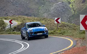   Porsche Macan Turbo (Sapphire Blue Metallic) - 2019