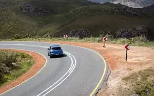   Porsche Macan Turbo (Sapphire Blue Metallic) - 2019