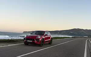   Porsche Macan GTS (Carmine Red) - 2020