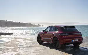   Porsche Macan GTS (Carmine Red) - 2020