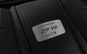   Porsche Macan GTS (Carmine Red) - 2020